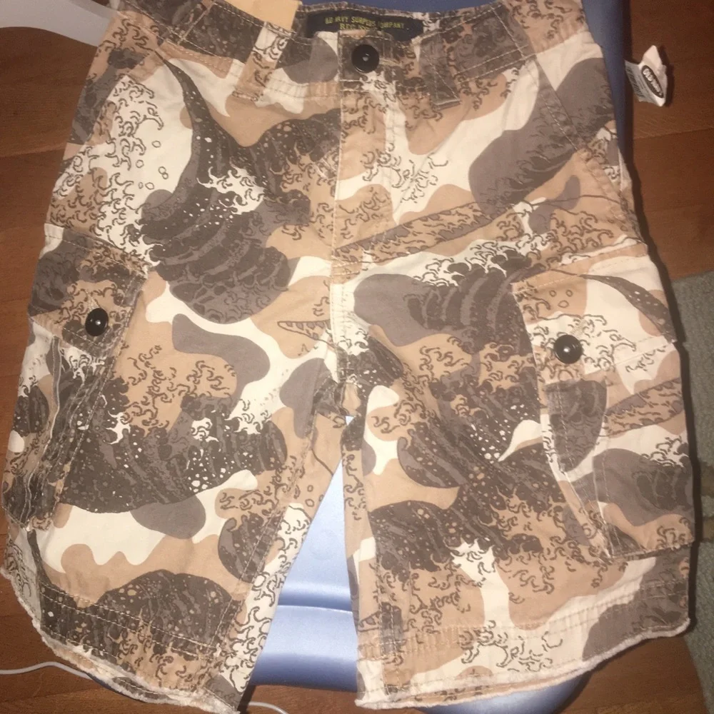 NWT‎ Old Navy boys cargo camo shorts sz 6